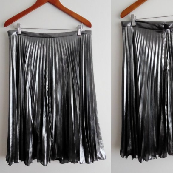 TOPSHOP Metallic Pleated Midi Skirt - Picture 4 of 9